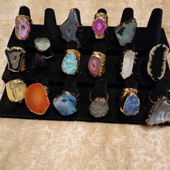 Jewelry - Adjustable Stone Slice Ring NWOT